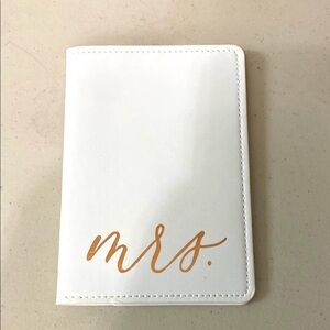 White and Rose Gold 'Mrs.' Passport Holder